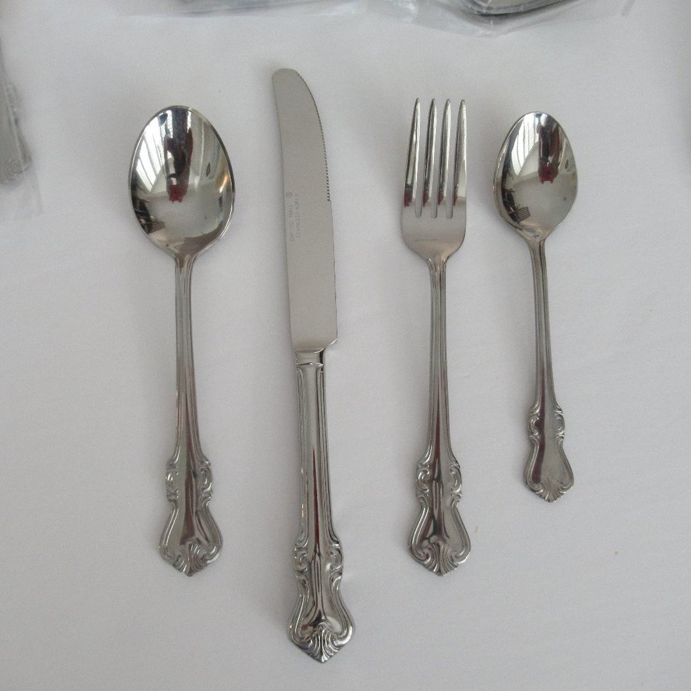 Oxford Hall Stainless Steel Flatware 16 Pieces - Set for 4